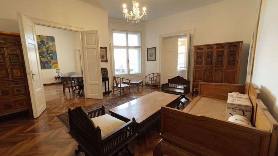 Apartament 5 camere , cladire istorica , renovat complet. - Poză 7