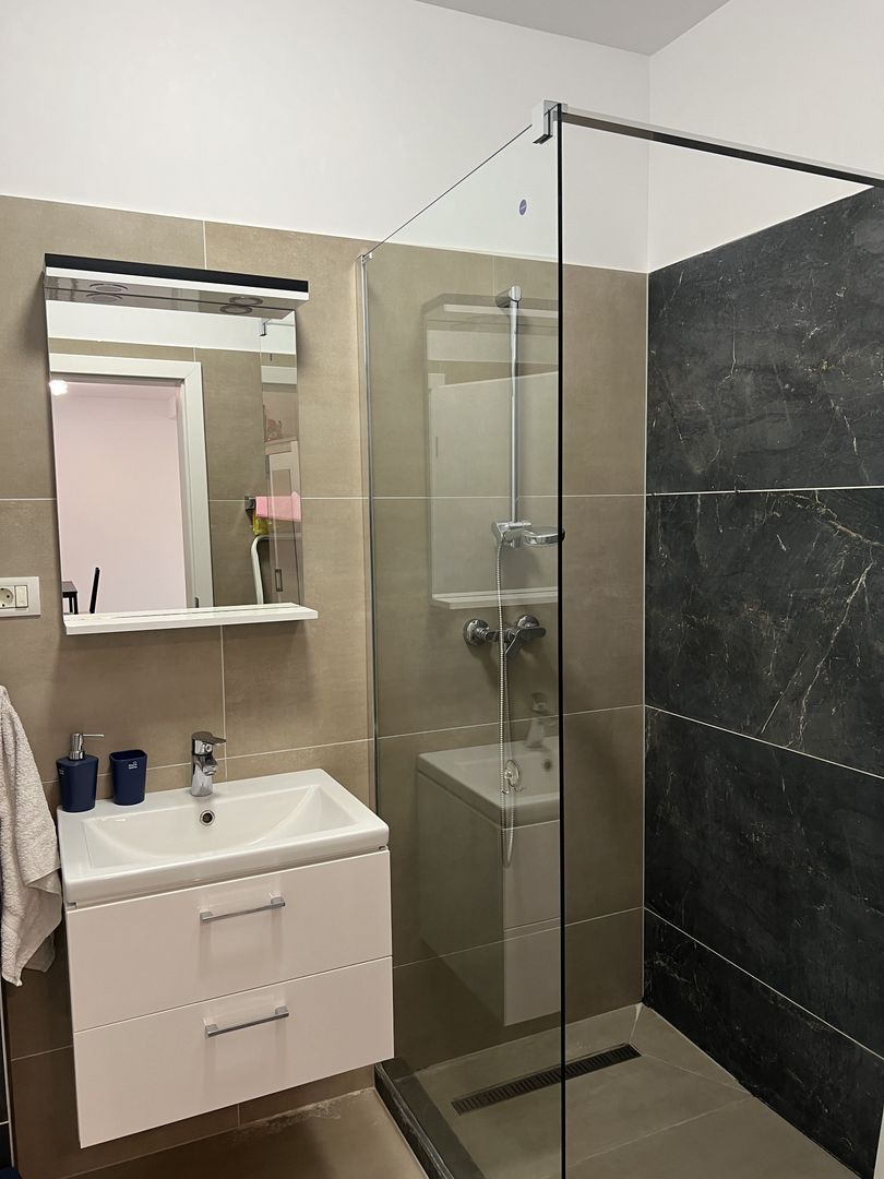 Apartament cu 2 camere de închiriat în Giroc - Poză 7