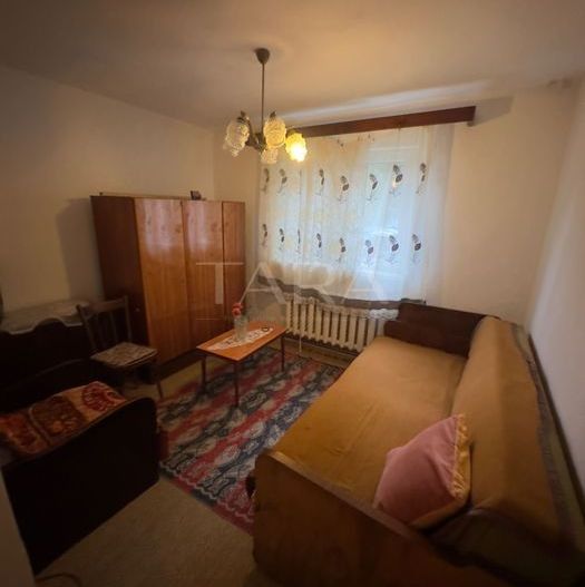 Apartament cu potențial în Grigorescu – ideal pentru investiție. - Poză 1