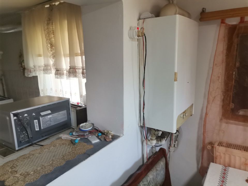 Vanzare casa Calea Campulung - Poză 8