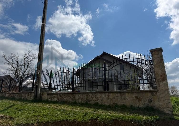 Casă P+M, 129 mp, teren 1640 mp, Cărbunari (Grajduri) – două unități separate - Poză 6