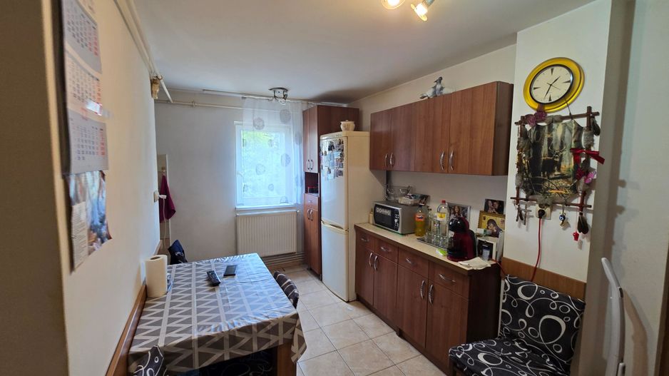 Apartament 3 camere,Zona Lipovei,Etaj 2, Mobilat si Utilat Complet, Garaj - Poză 7