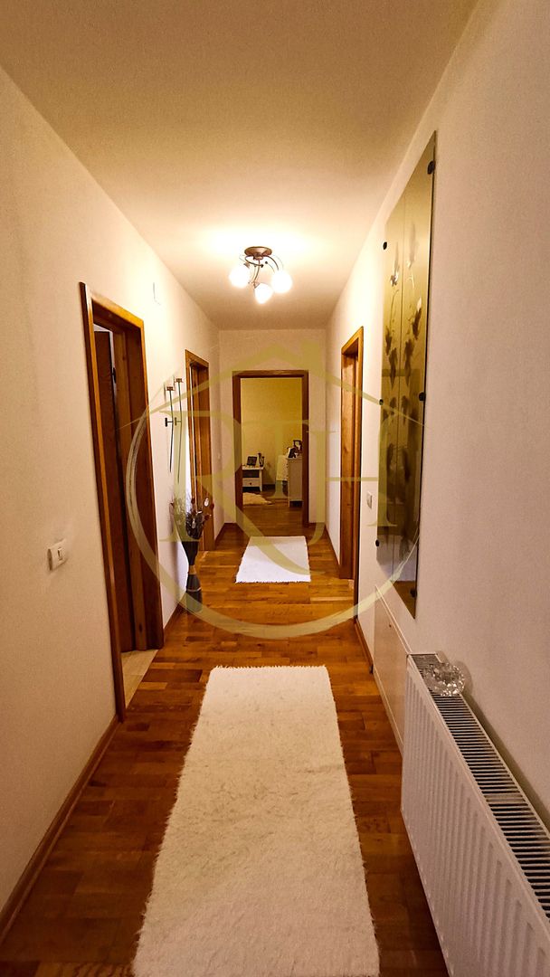 Vand vila  5 camere construita cu materiale premium in Giroc, pret 185000 euro - Poză 16