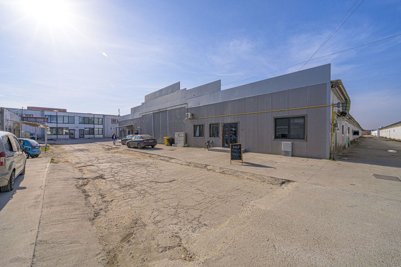 Oportunitate investitie ! De vanzare hala de producție Pantelimon - Poză 1