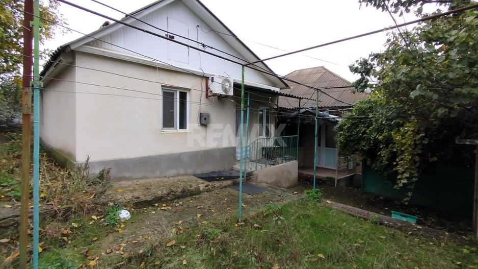 Casă cu 3 camere + bucătărie de vară, Anenii Noi - Poză 2