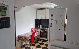 Apartament 3 camere I etaj 2/4 I Cisnadie - Poză 3