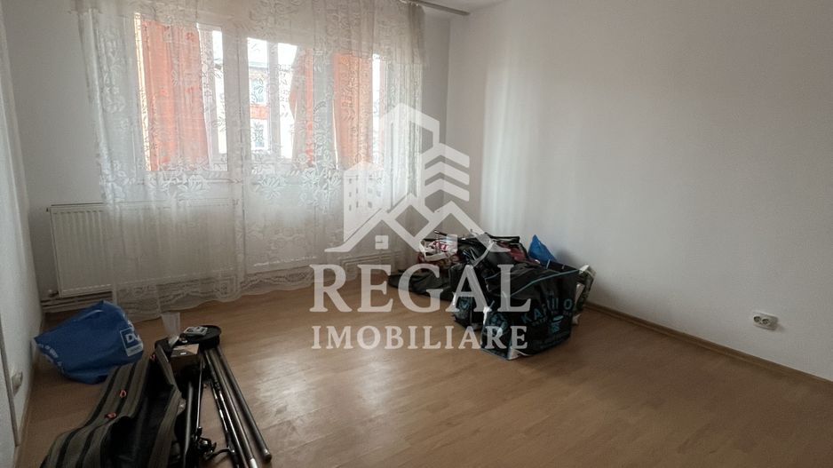Apartament de vânzare – Micro 5/2, strada Eroilor | Exclusivitate - Poză 4