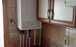 Apartament 2 camere, zona Nicolina 1, Iași – decomandat, scară renovată - Poză 4