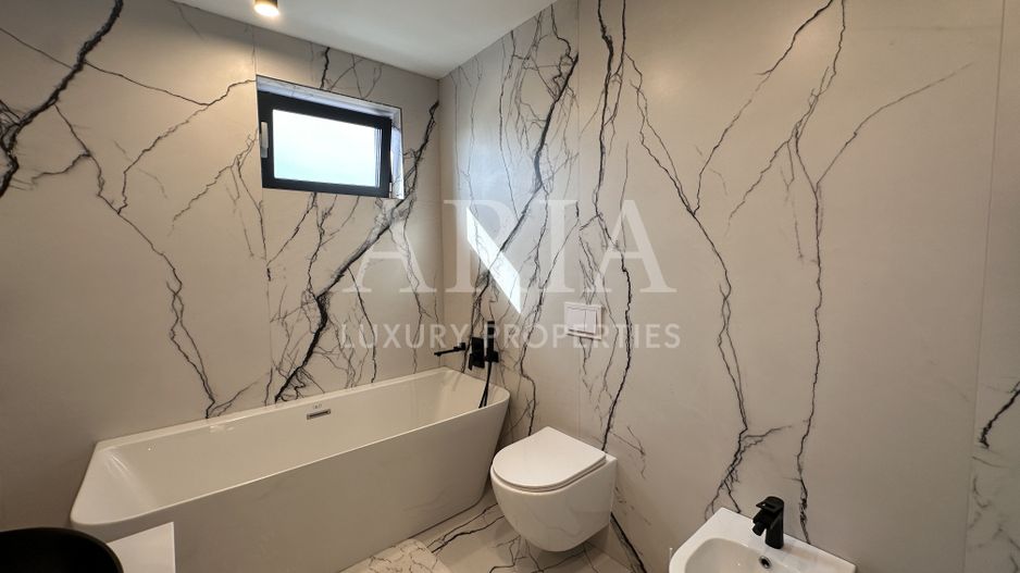 SMART VILLA - POOL - LUXURY GATED COMMUNITY - NEAR THE FOREST - Poză 16