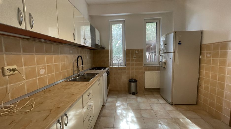 VILA CU 5 CAMERE LA INCHIRIERE LANGA BRITISH SCHOOL - Poză 11