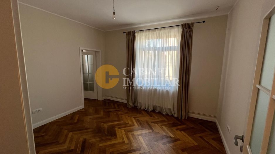 Sararie - 3 camere - Intabulat - Poză 6