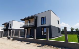 Casa Stil Mediteranean/ Intrare in Sanpetru - Poză 3