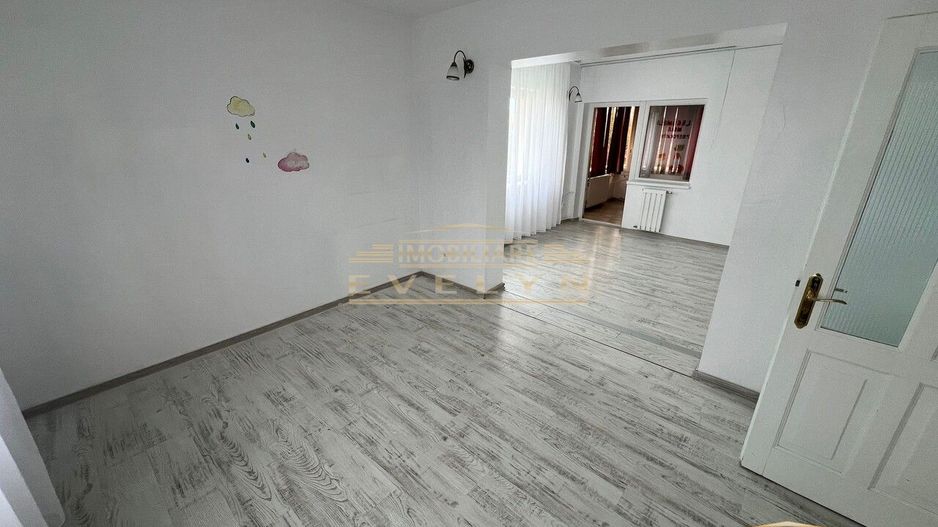 Cladire Comerciala-inchiriere/vanzare, Zona Bld. Mihai Eminescu, Pret 1000 euro - Poză 7