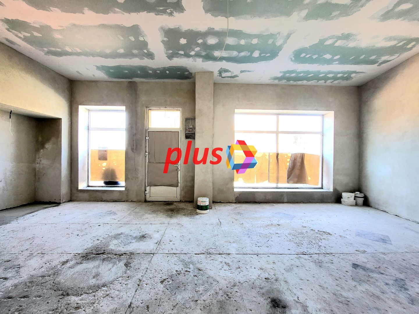 Spatiu cu vad pietonal intens - 65 mp # plus-imo.ro - Poză 4