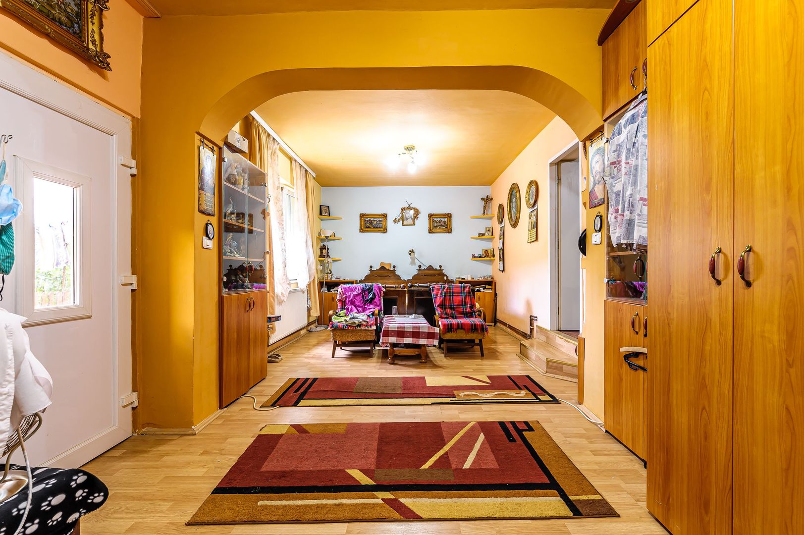 PROPRIETATE VÂNDUTĂ Casă conac cu 15.000 mp deal împădurit la Barațca, - Poză 10