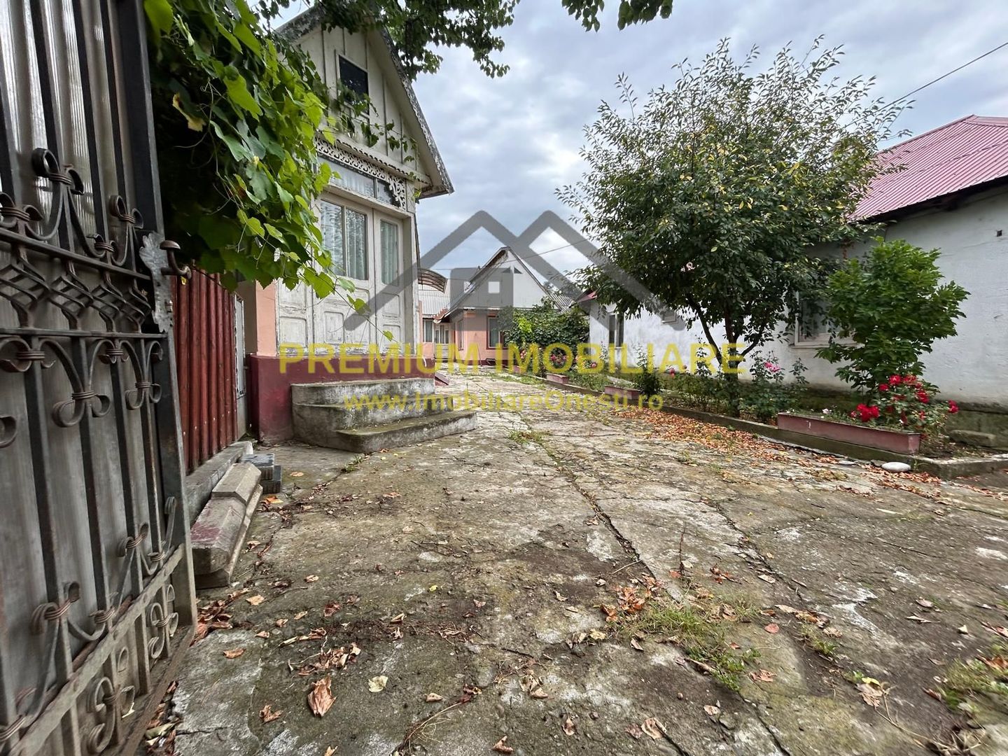 Proprietate de vânzare | 15 km de Onești, DN11 – direcția Bacău - Poză 11