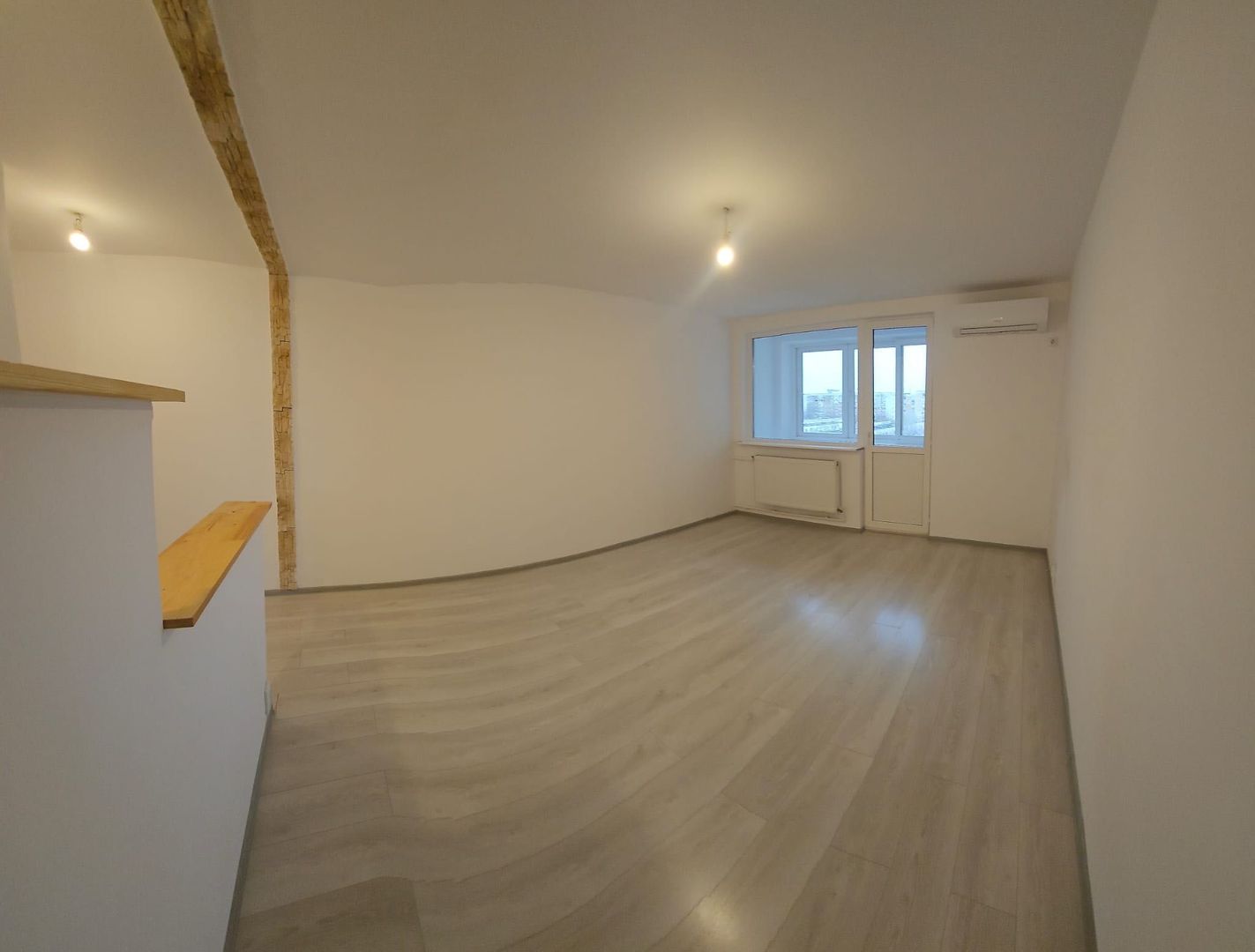 Apartament 2 camere, renovat , decomandat , metrou - Poză 2