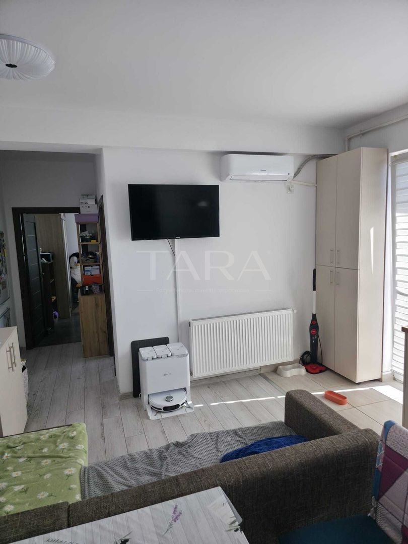 Vă oferim spre vânzare un apartament cu 3 camere în Florești. - Poză 3