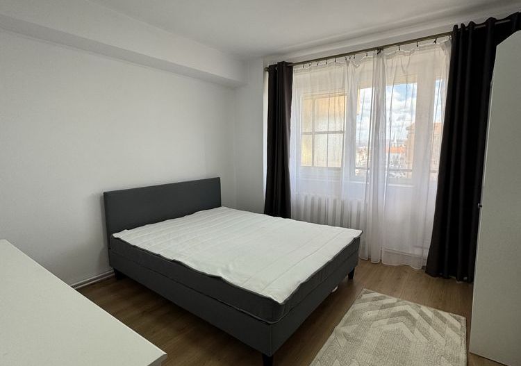 Apartament de inchiriat cu 4 camere, 90mpu, etaj 2, Centru, Alba Iulia - Poză 1