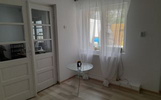 Dristor, Piata Ramnicu Sarat, casa - Poză 4