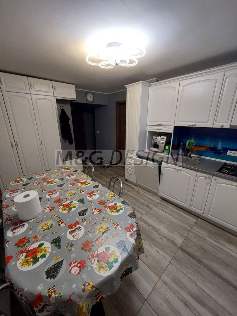 Apartament 3 camere zona Kiriac - Poză 3