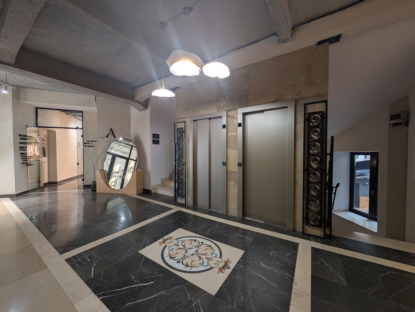 Coworking modern în zona Cișmigiu – 3 birouri de închiriat - Poză 68