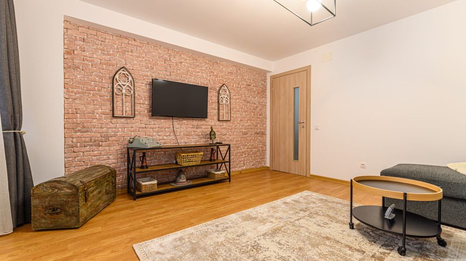 Cartier URBAN, lângă Mall Coresi, apartament 2 camere, mobilat, 550 euro - Poză 4