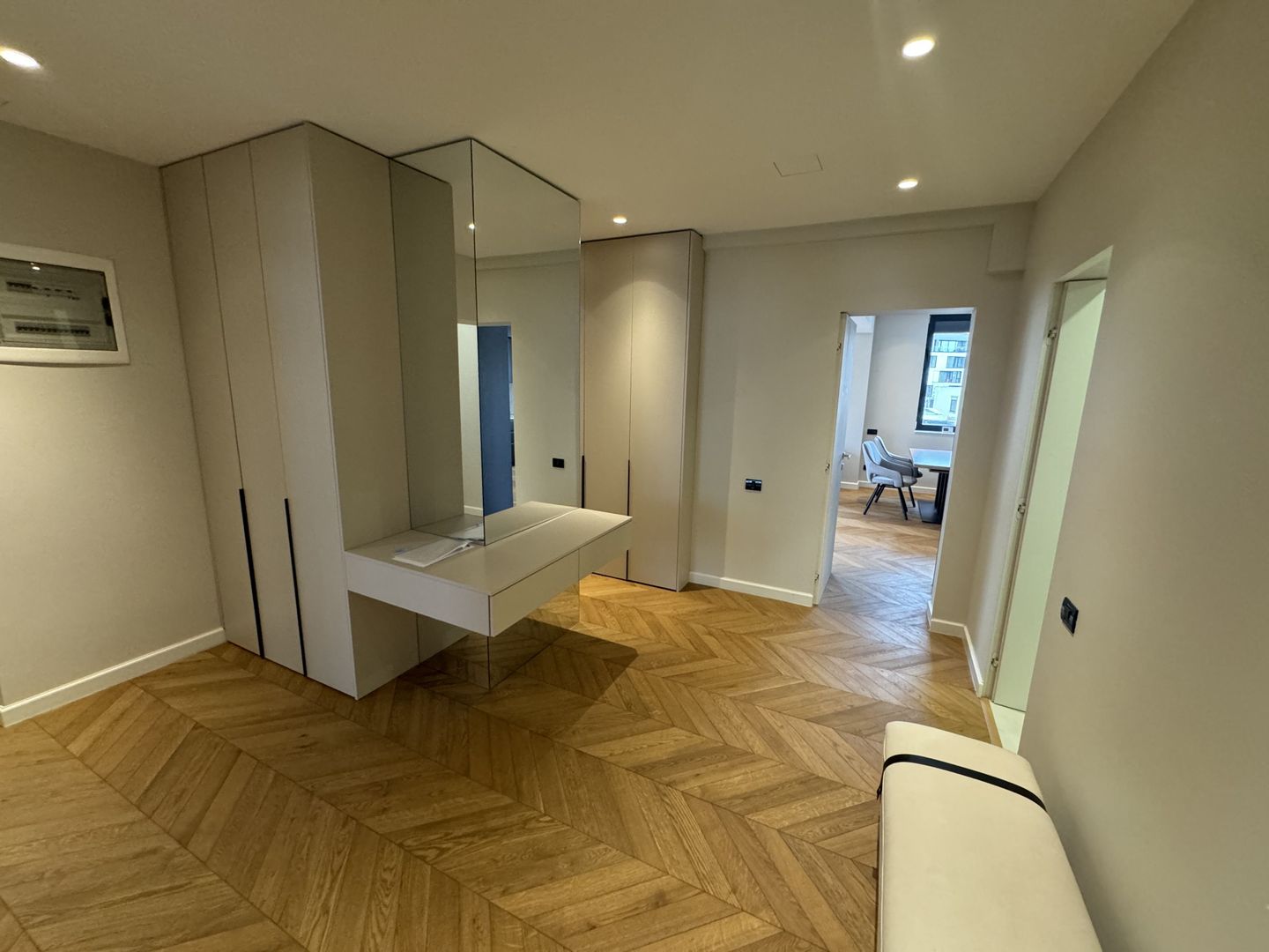 LUXURY PENTHOUSE HERASTRAU I 4 ROOMS -2 PARKING SPOTSI BOUTIQUE - Poză 4