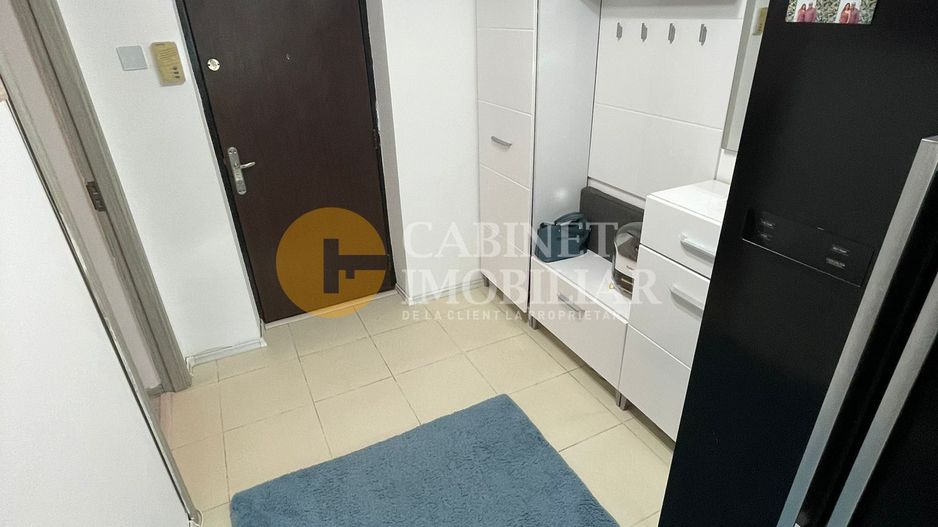 FARA RISC - PODU ROS - LICEUL EMIL RACOVITA - 3 CAMERE - RENOVAT - Poză 3