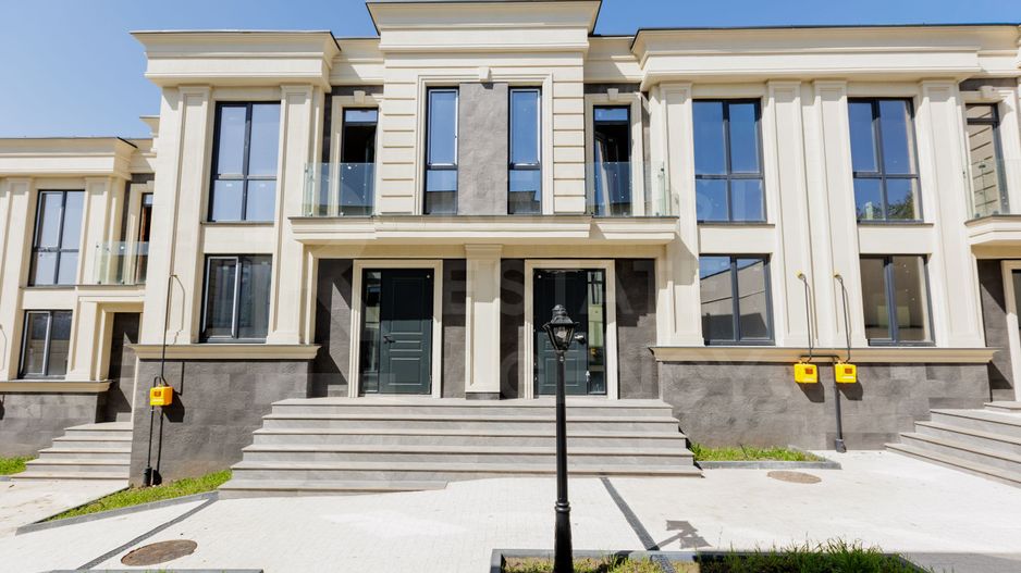 Vânzare, townhouse, 2 nivele, 3 camere, strada Maciesilor, Telecentru - Poză 1