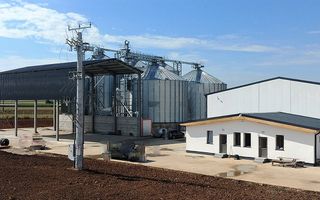 Complex Agricol cu silozuri si fabrica in Zona Banat - Poză 1