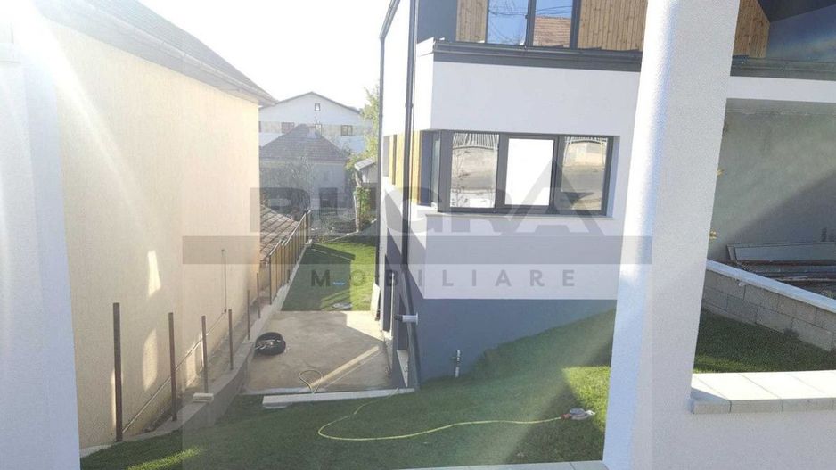 Duplex cu 4 camere, 128 mp+165 mp teren, parcare, zona Corneliu Coposu - Poză 5
