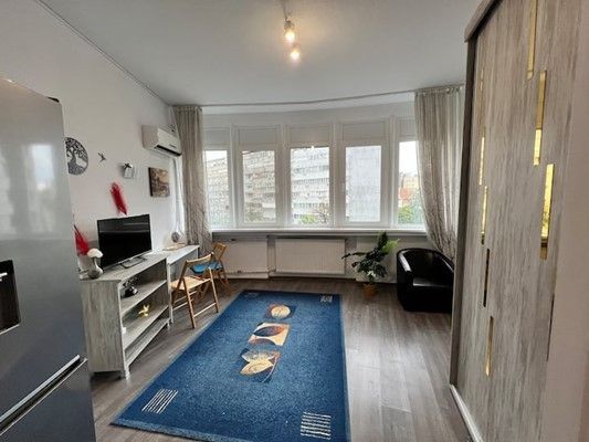 Apartament 2 camere renovat, ultracentral, Magheru – etaj 4 - Poză 8