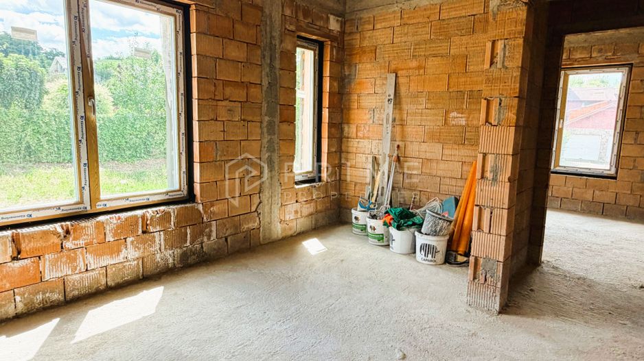 Casă modernă pe un singur nivel | Corunca – Str. Răsăritului - Poză 10