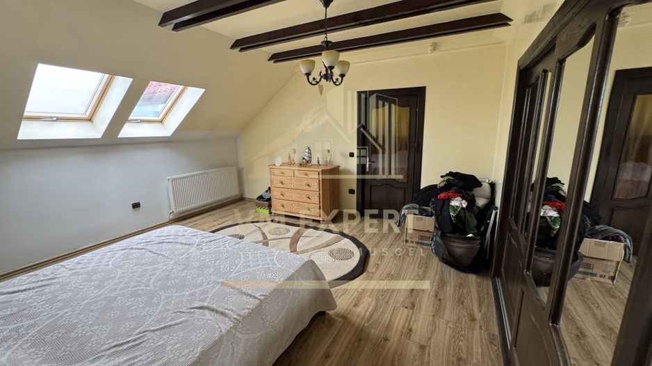 VILA 5 CAMERE 246 MP TEREN 817 MP CÂMPULUNG, 0 COMISION CUMPARATOR - Poză 59