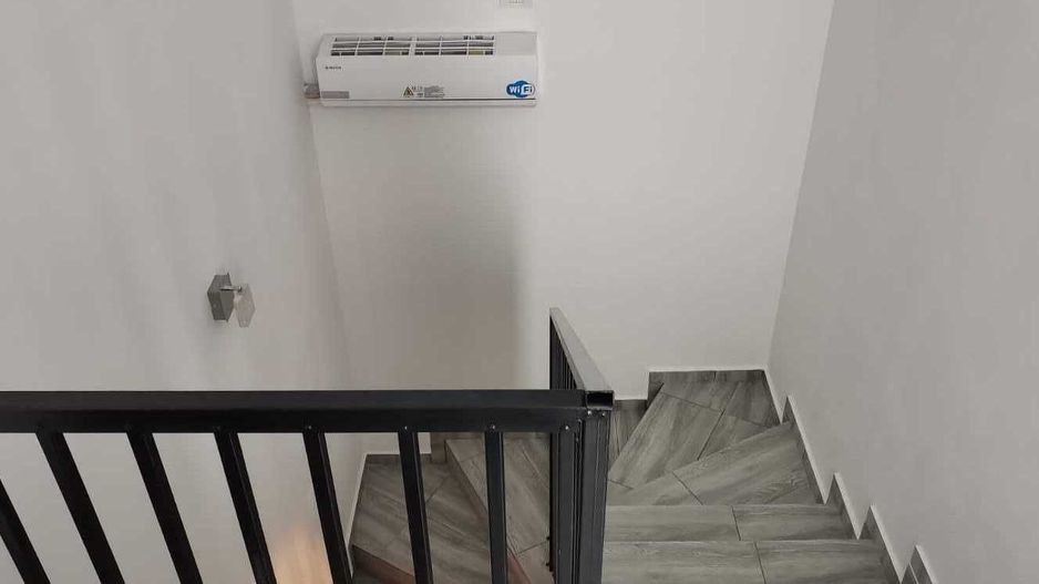 OCAZIE - Casă indiviuală modernă cu teren generos în Dumbrăvița (Cora) - Poză 9