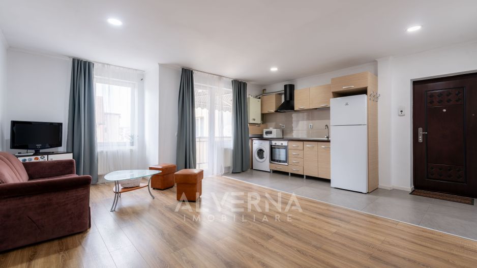 Inchiriere apartament 3 camera, 68mp + balcon, loc parcare, zona Terra - Poză 1