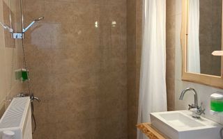 Loc în cameră dublă | Lazaret, Sibiu | pensiune, utilități incluse - Poză 7