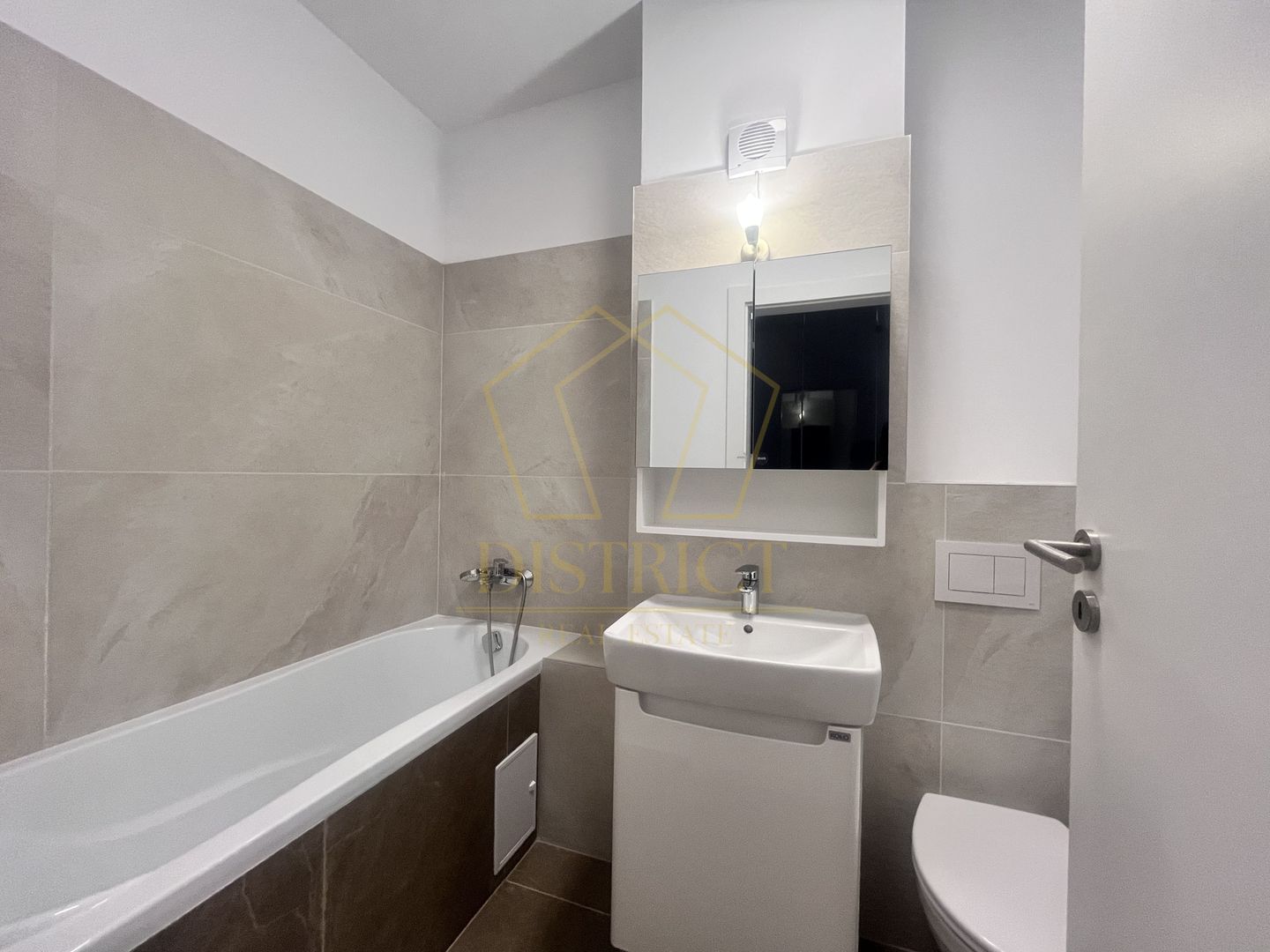 Apartament deosebit cu 2 camere | Torontalului - Poză 8
