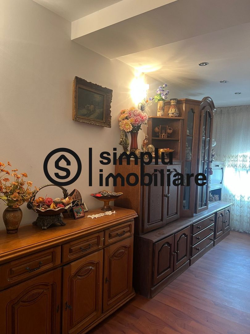Vila S+P+1+M Lapus, str Paunitei - Poză 94