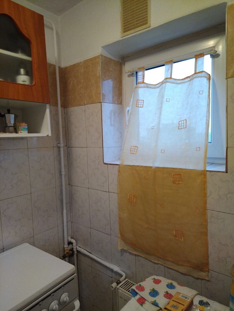 Garsoniera in stare buna Crinul de Padure Parc Drumul Taberei - Poză 5