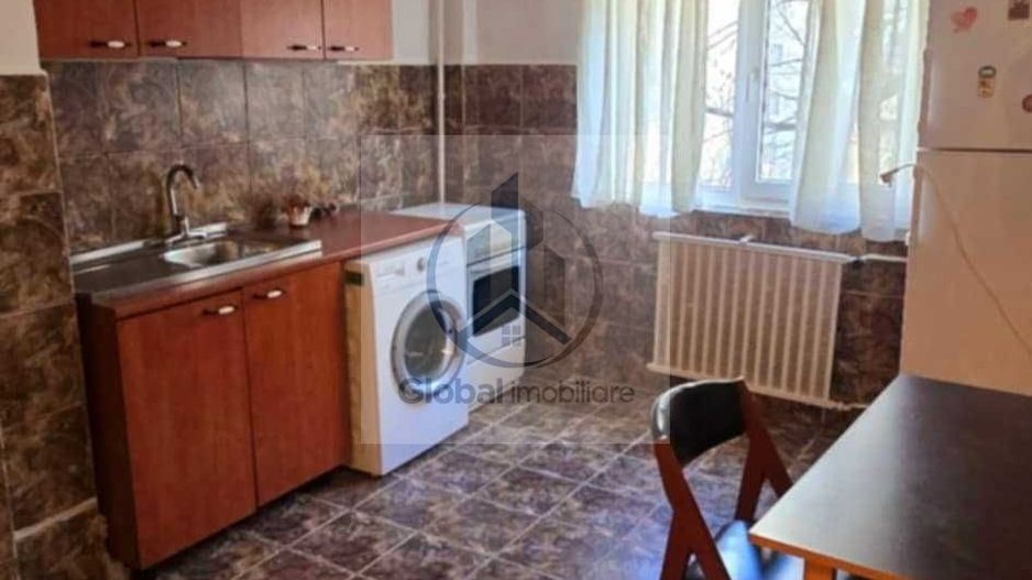 Inchiriez Apartament cu 2 camere-Fainari - Poză 2