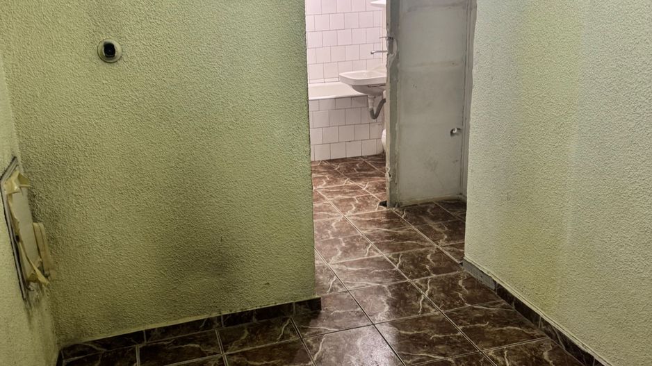 Apartament 2 camere decomandat Drumul Taberei Metrou la 2 minute - Poză 5