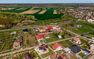 🏡 Casă P+1 la gri | 239 mp construiți | Călugareni -14 km de Arad - Poză 11