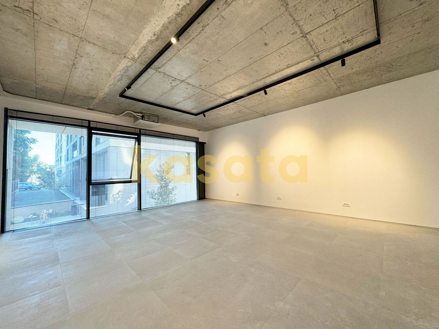 OPORTUNITATE | SPAȚIU COMERCIAL PREMIUM ÎN WIN HERĂSTRĂU - Poză 4