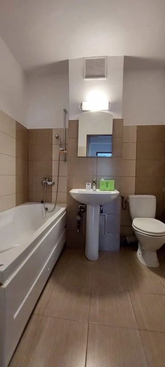 Freidorf | 4 camere | Decomandat | Etaj 1  | Centrala Proprie. - Poză 3
