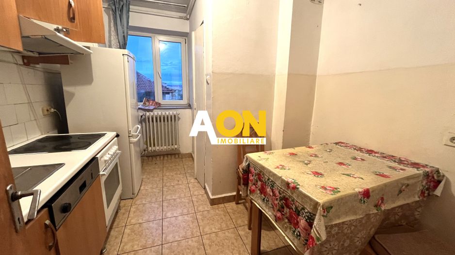 Apartament 3 Camere, Decomandat, Zona Cetate - Poză 4