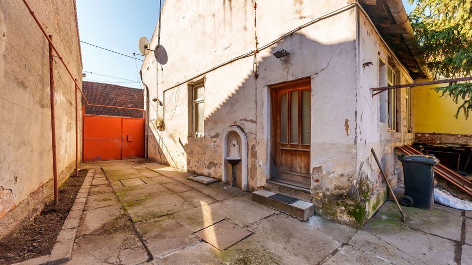 Apartament 4 camere Boul Roșu - Poză 2