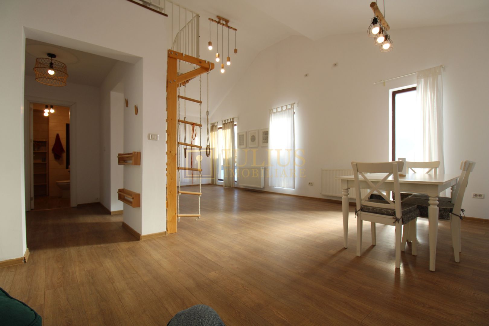 Braytim, casa ideala pentru activitati comericiale/birouri. - Poză 4