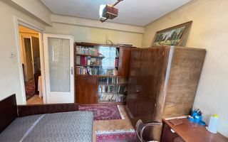 2 camere etaj 1 zona Complex langa Facultatea de Drept - Poză 4